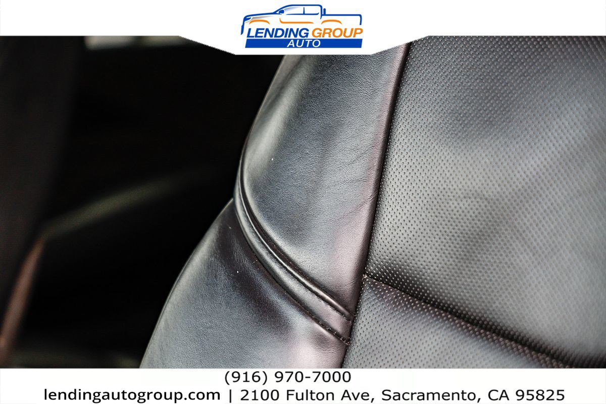 Used 2016 Cadillac Escalade ESV Platinum image 25