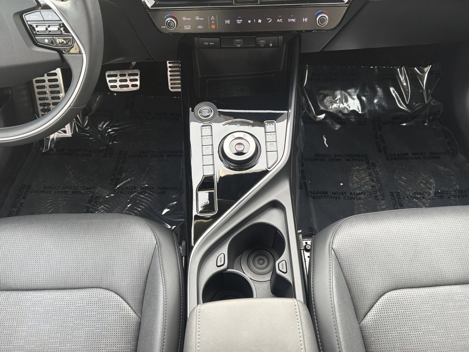 Used 2024 Kia Niro SX Touring image 20