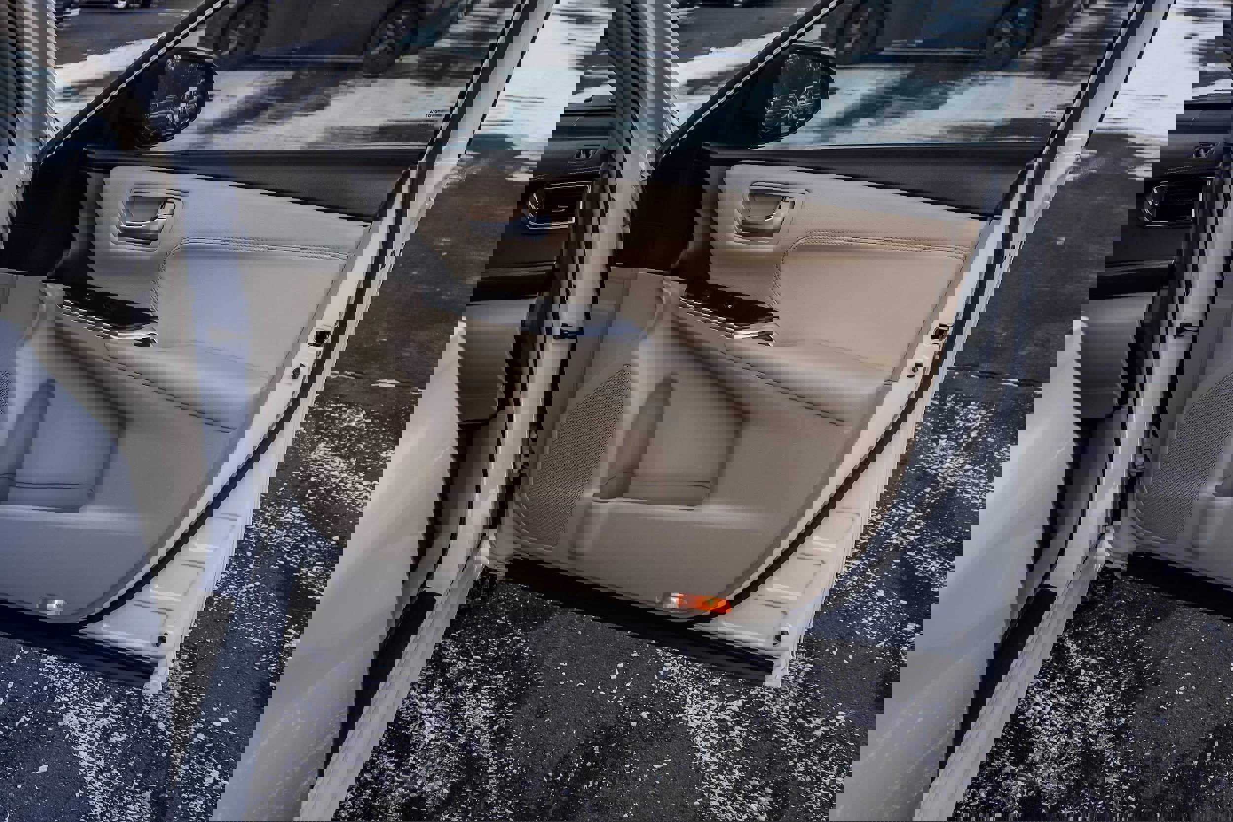 Used 2016 Toyota Camry XLE image 14