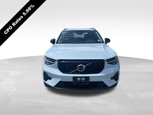 Certified 2024 Volvo XC40 B5 Plus w/ Climate Package AWD/4WD image 23