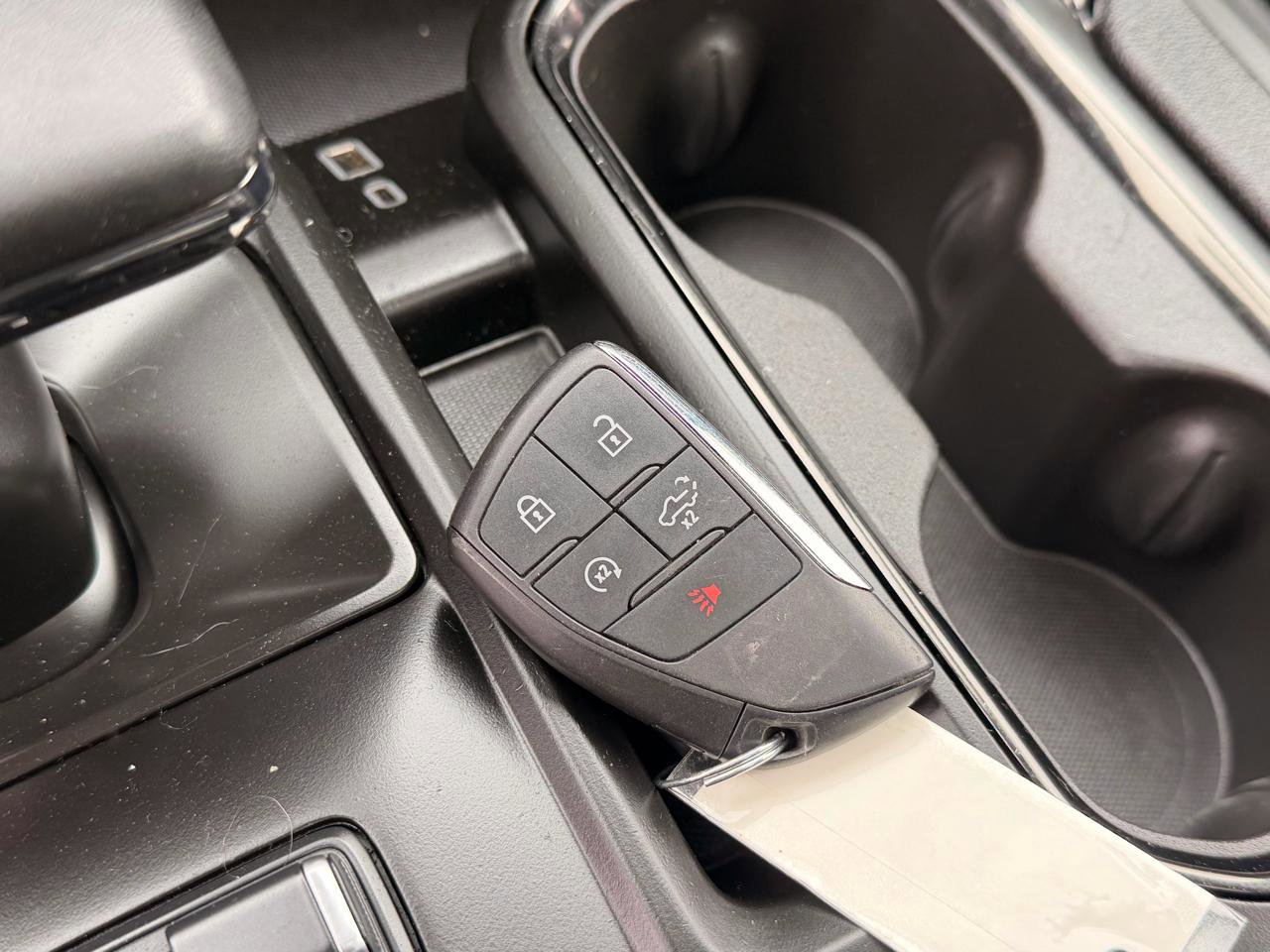 Used 2024 GMC Sierra 1500 AT4 w/ Technology Package AWD/4WD image 22