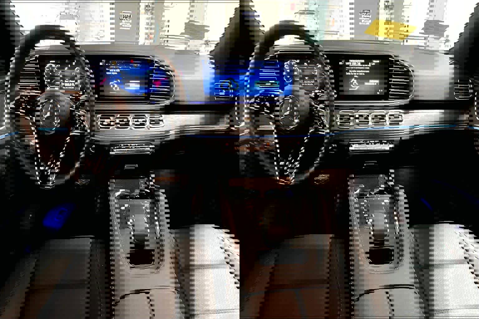 Used 2024 Mercedes-Benz GLE 350 4MATIC image 16