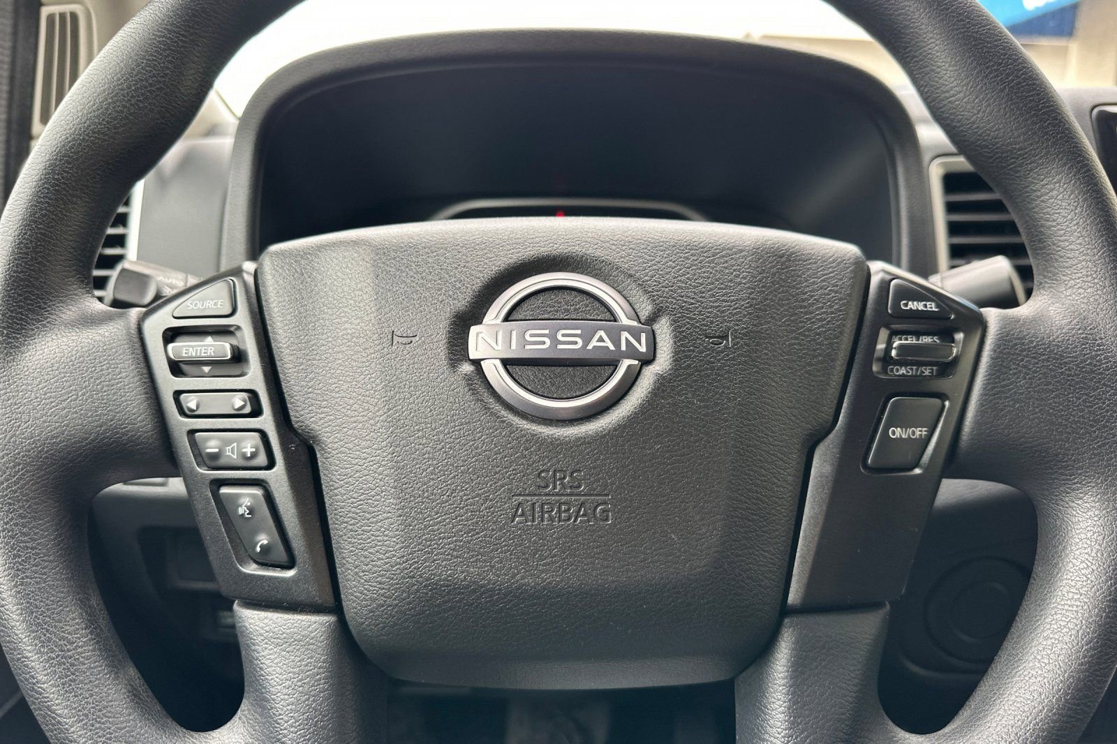 Used 2023 Nissan Frontier SV w/ Tow Package image 29