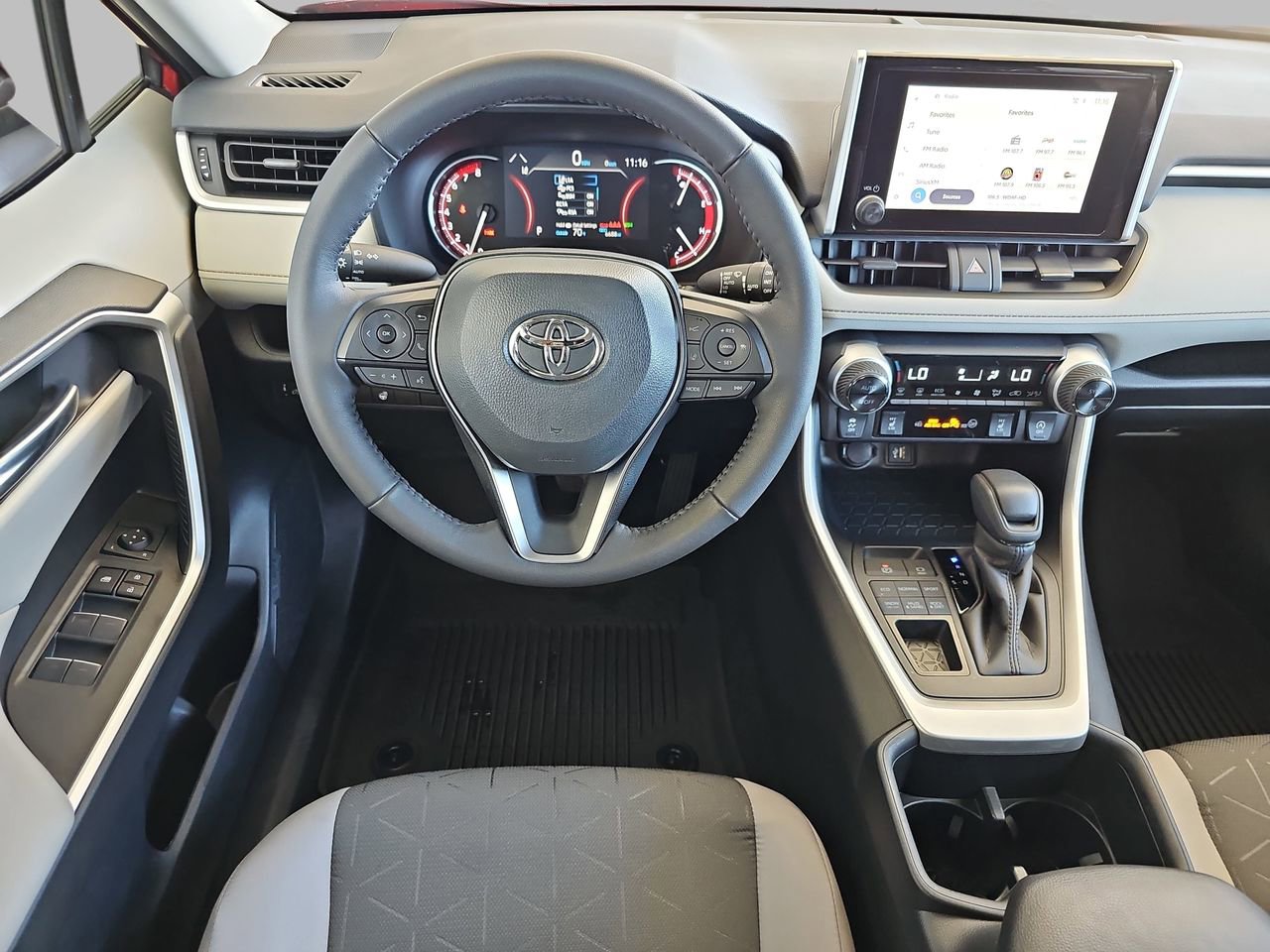 Used 2025 Toyota RAV4 XLE w/ Weather Package image 20
