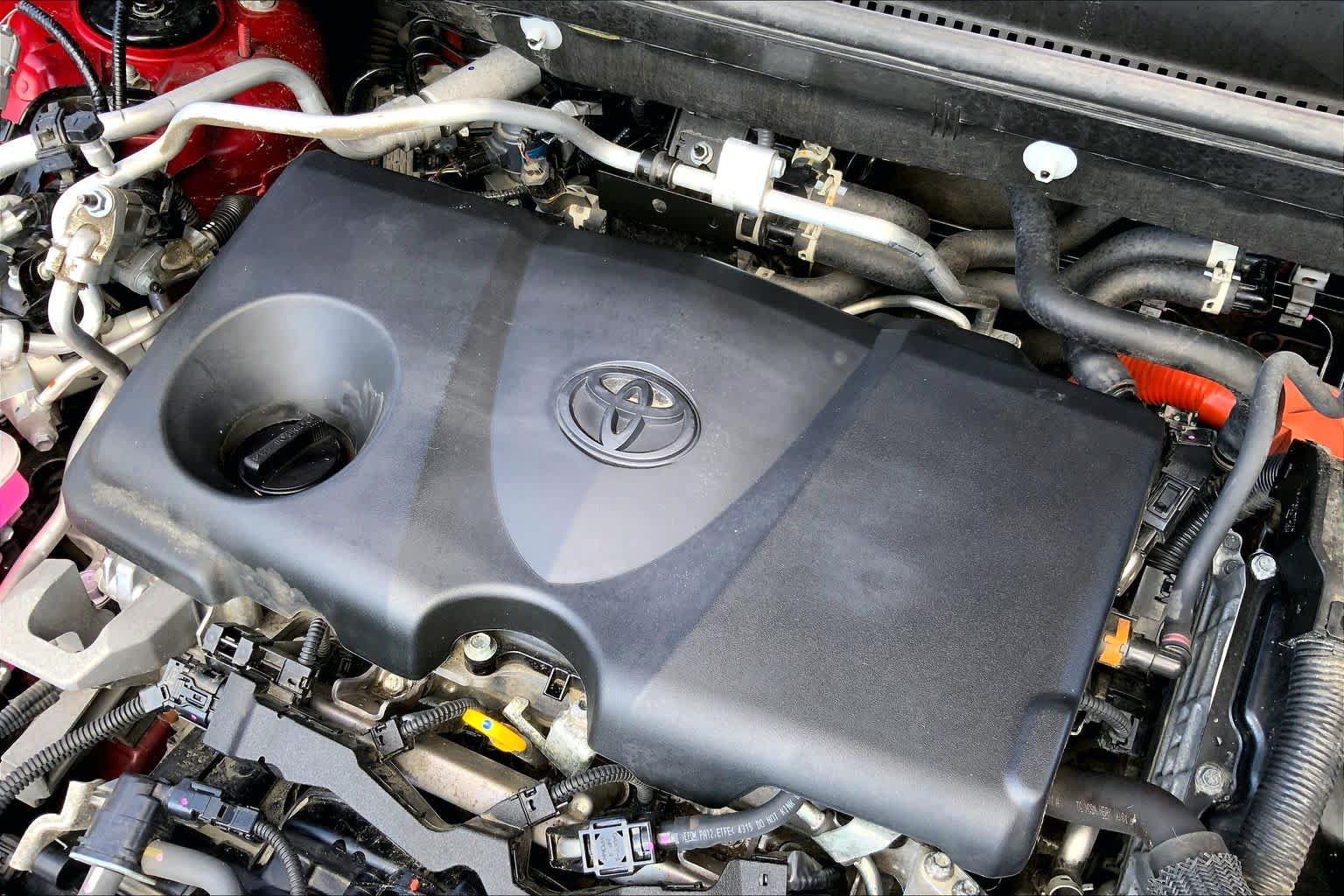 Used 2024 Toyota RAV4 XSE w/ Weather Package AWD/4WD image 33