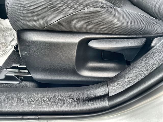 Used 2025 Toyota Corolla SE image 21