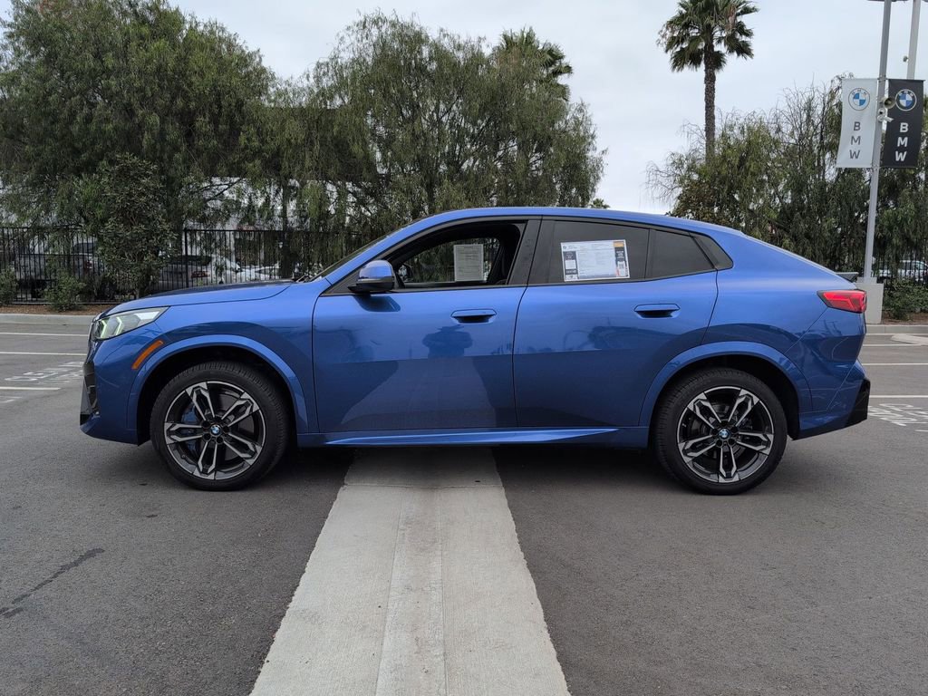 Used 2025 BMW X2 xDrive28i AWD/4WD image 5