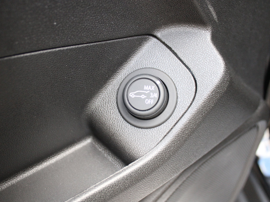 Certified 2022 GMC Terrain Denali w/ LPO, 'HIT The Road' Package image 13