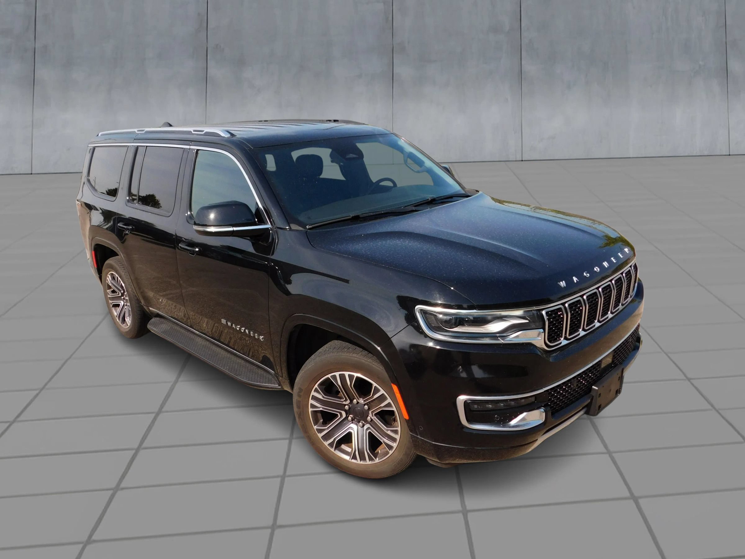 Used 2024 Jeep Wagoneer Series II w/ Flexible Seating Group AWD/4WD image 2