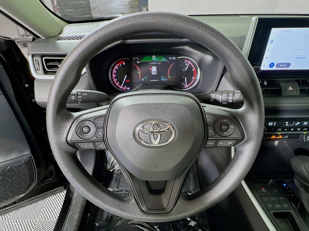 Certified 2025 Toyota RAV4 XLE AWD/4WD image 10