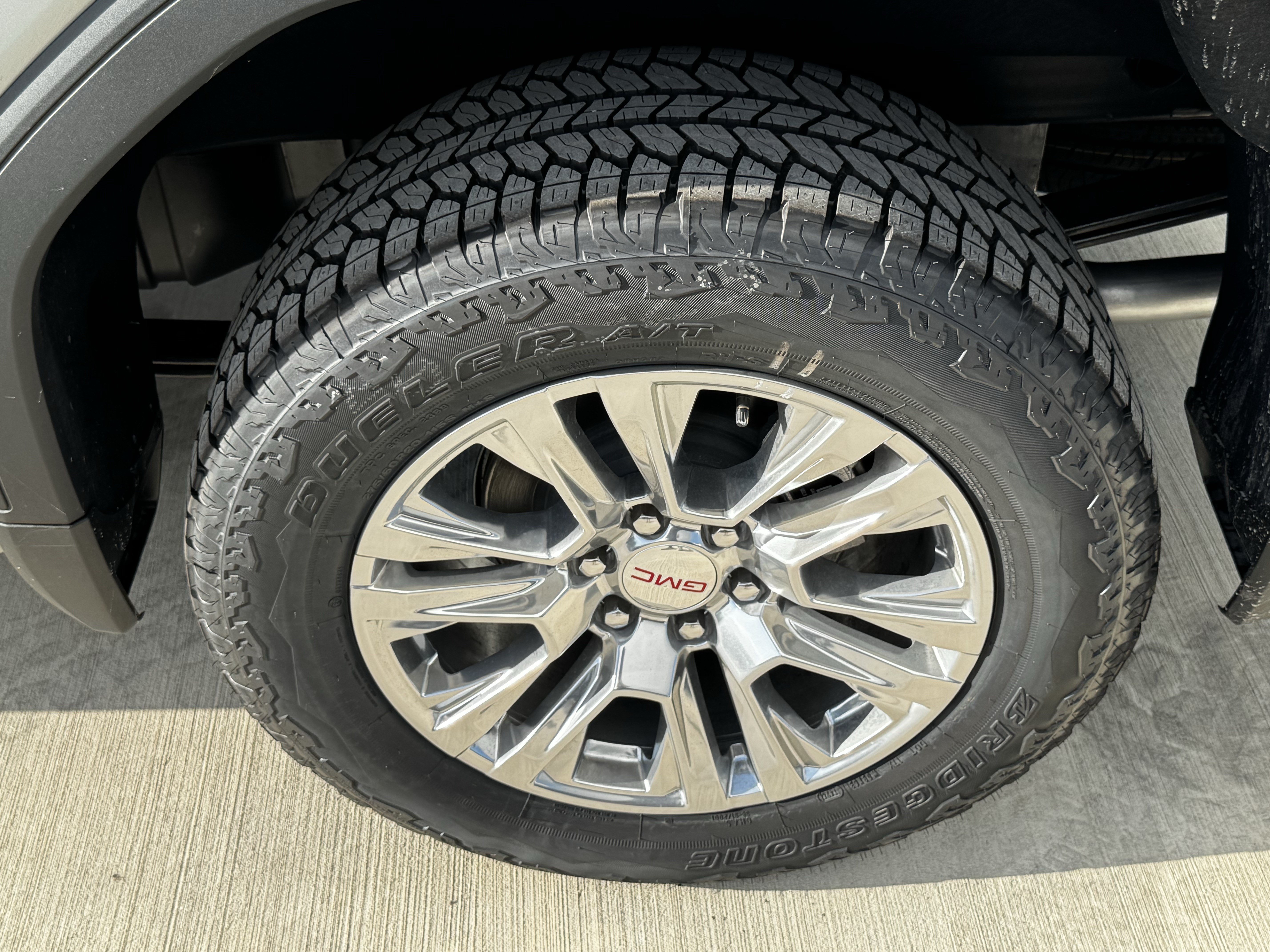 New 2026 GMC Sierra 1500 Denali w/ Technology Package AWD/4WD image 9