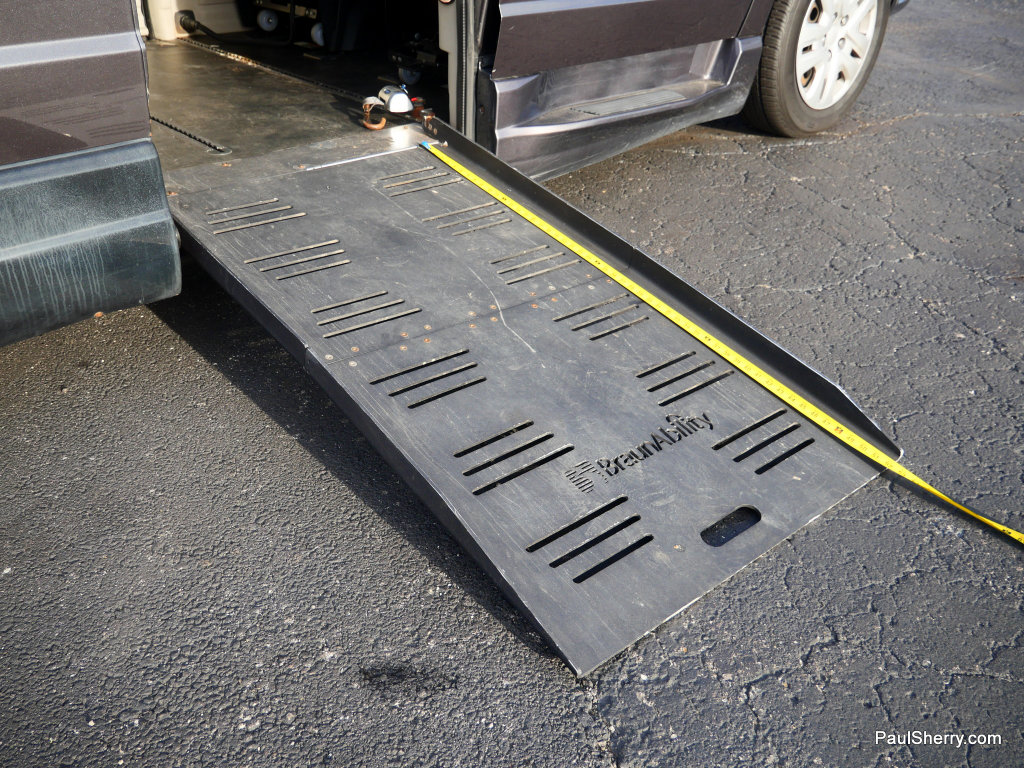 Used 2015 Dodge Grand Caravan SE w/ Quick Order Package 29E SE image 14