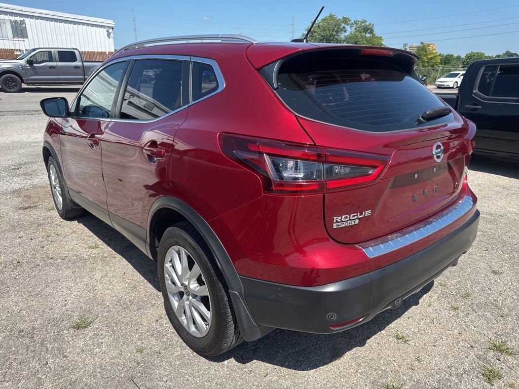 Used 2022 Nissan Rogue Sport SV FWD image 4