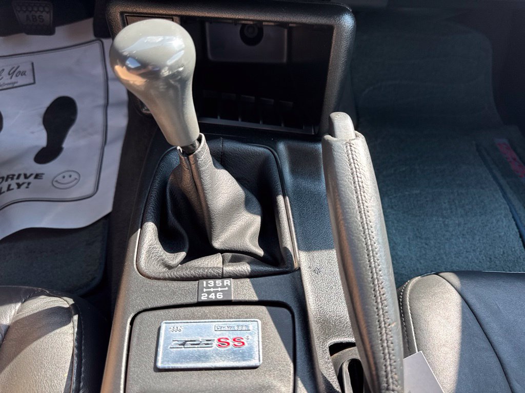 Used 1996 Chevrolet Camaro Z28 RWD image 5