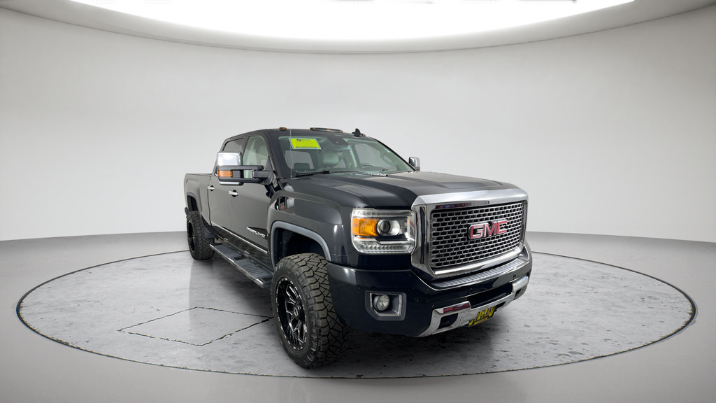 Used 2015 GMC Sierra 2500 Denali w/ Duramax Plus Package AWD/4WD video 1