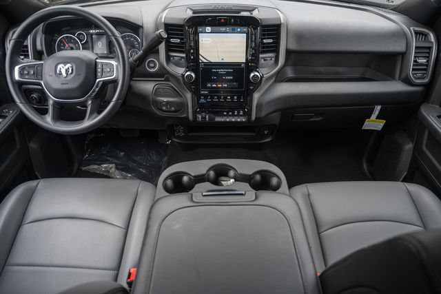 New 2026 RAM 3500 Tradesman AWD/4WD image 32