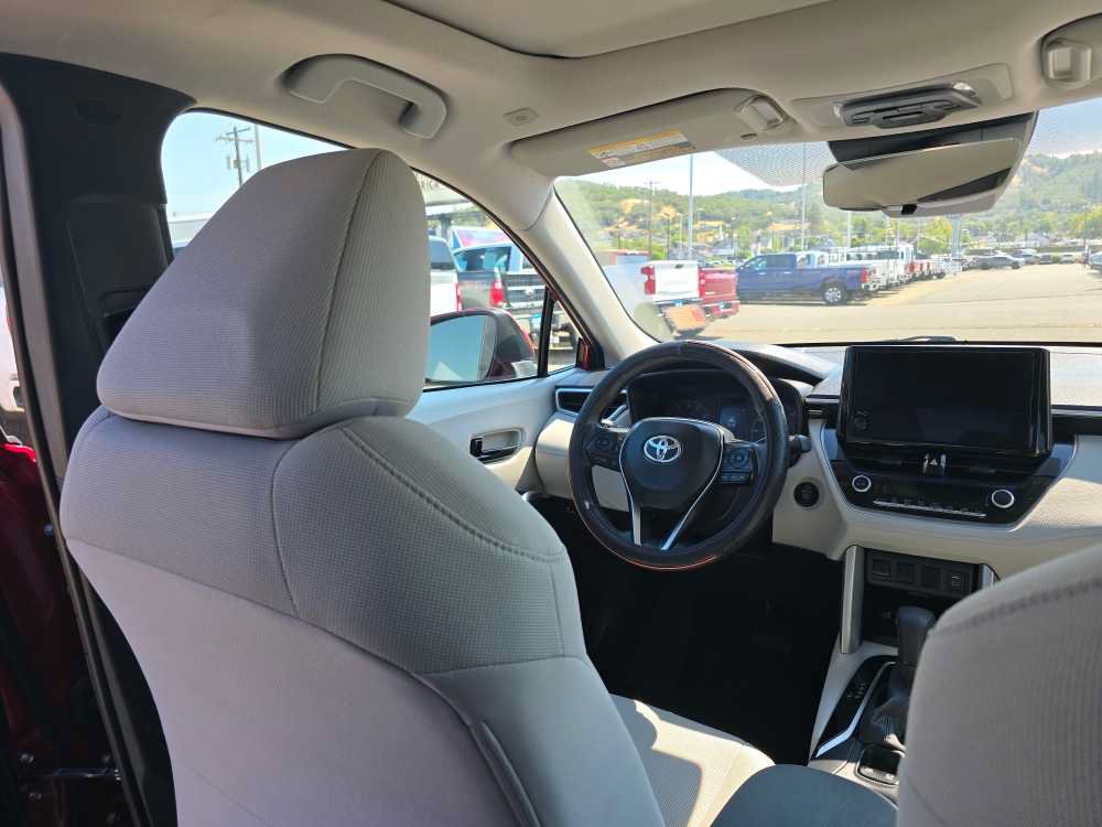 Used 2024 Toyota Corolla Cross LE w/ Moonroof Package AWD/4WD image 10