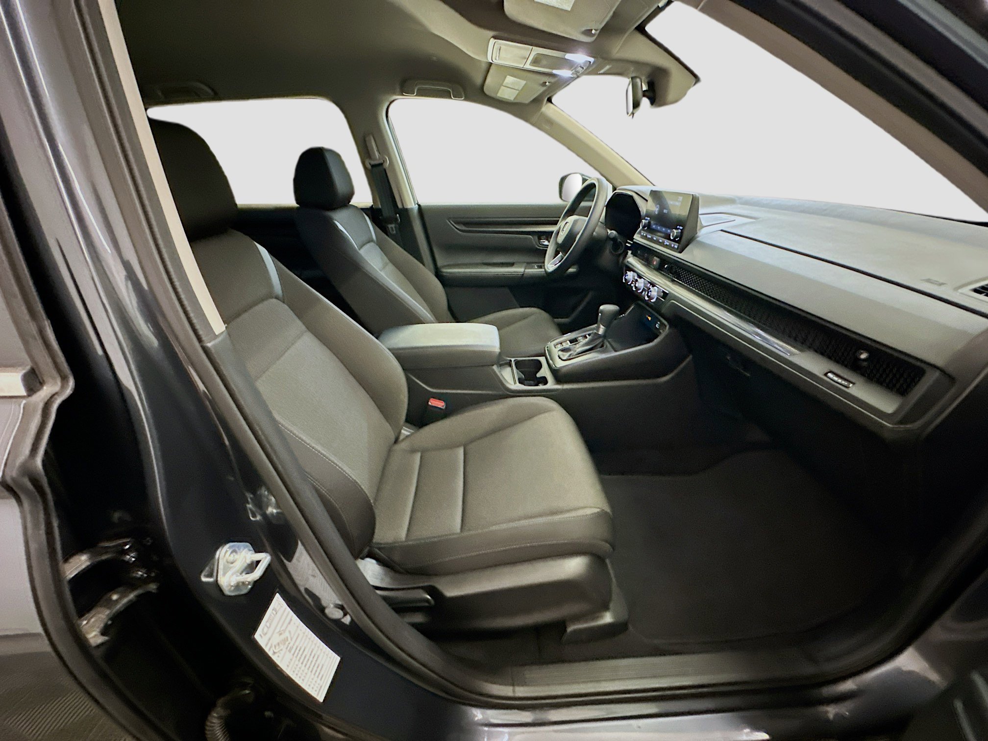 Used 2025 Honda CR-V LX image 31