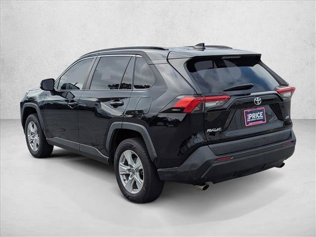 Used 2021 Toyota RAV4 XLE FWD image 7