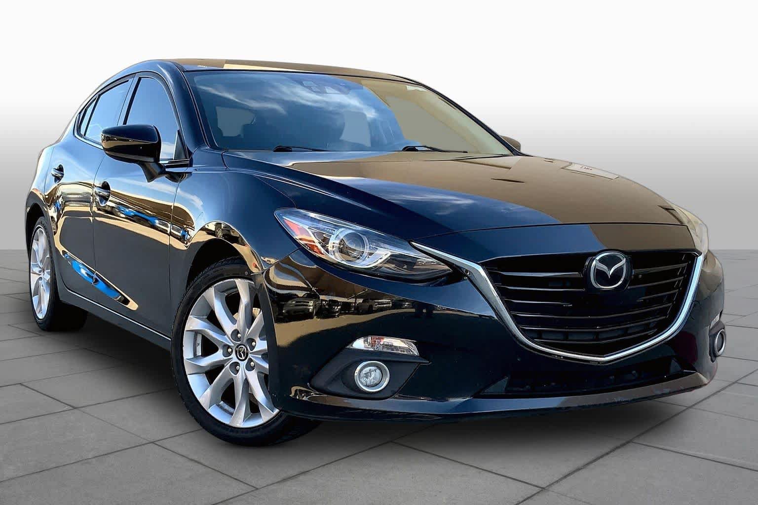 Used 2016 MAZDA MAZDA3 s Grand Touring w/ Technology Package FWD image 3