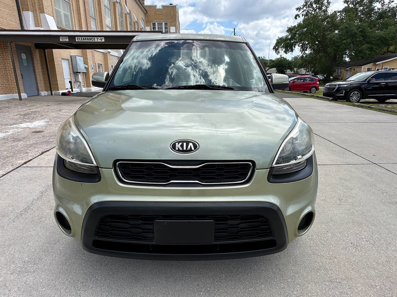 Used 2013 Kia Soul + FWD image 3
