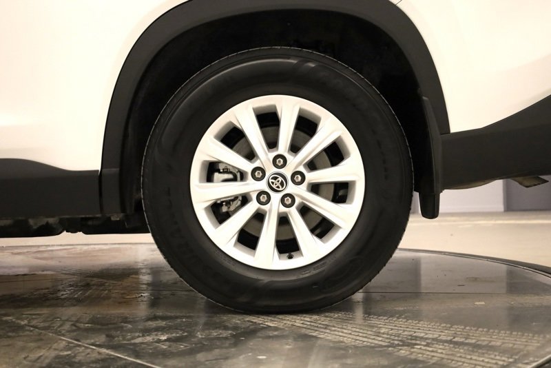 Certified 2024 Toyota Grand Highlander XLE image 37