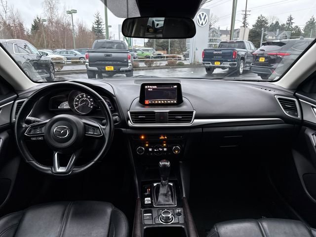 Used 2017 MAZDA MAZDA3 Touring image 12