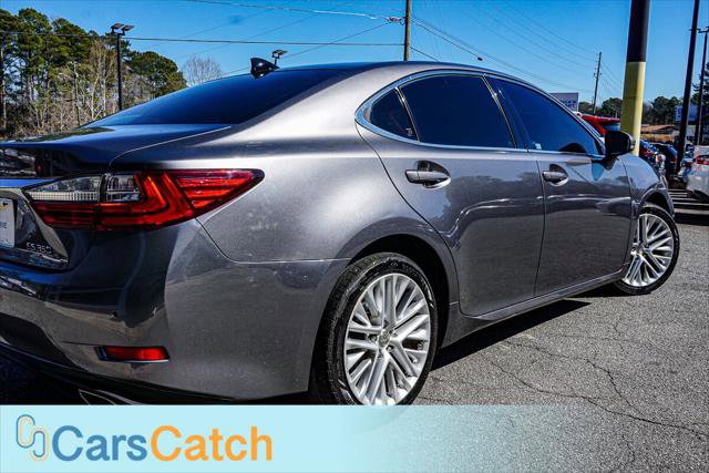 Used 2016 Lexus ES 350 w/ Luxury Package w/Wood Trim image 6