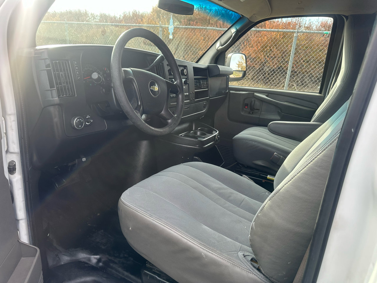 Used 2012 Chevrolet Express 1500 LS w/ Power Package image 10