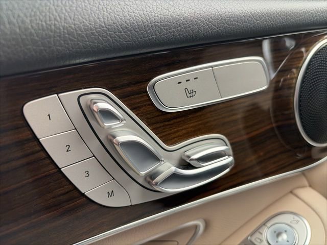 Used 2018 Mercedes-Benz GLC 300 4MATIC image 9