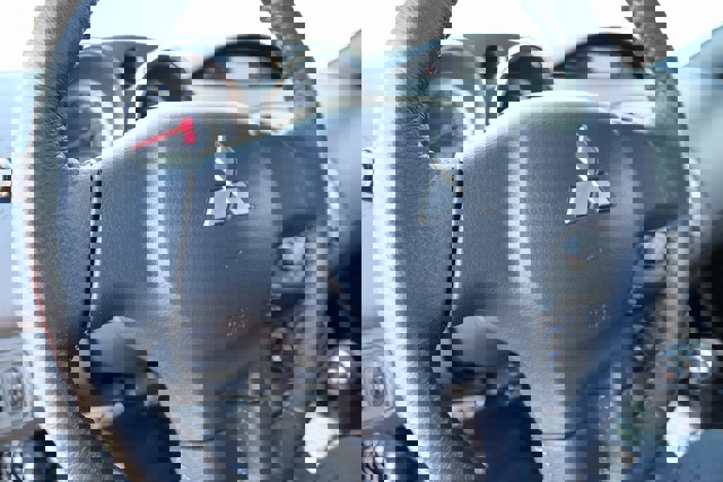 Used 2012 Mitsubishi Eclipse GT image 27