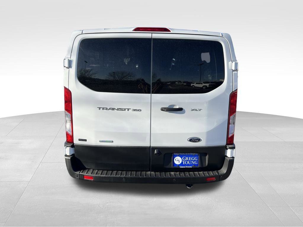 Used 2023 Ford Transit 350 XLT image 5