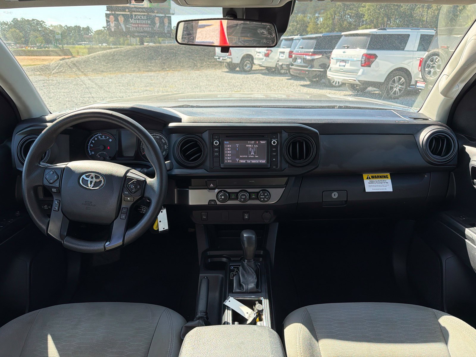 Used 2019 Toyota Tacoma SR w/ SR Convenience Package RWD image 9