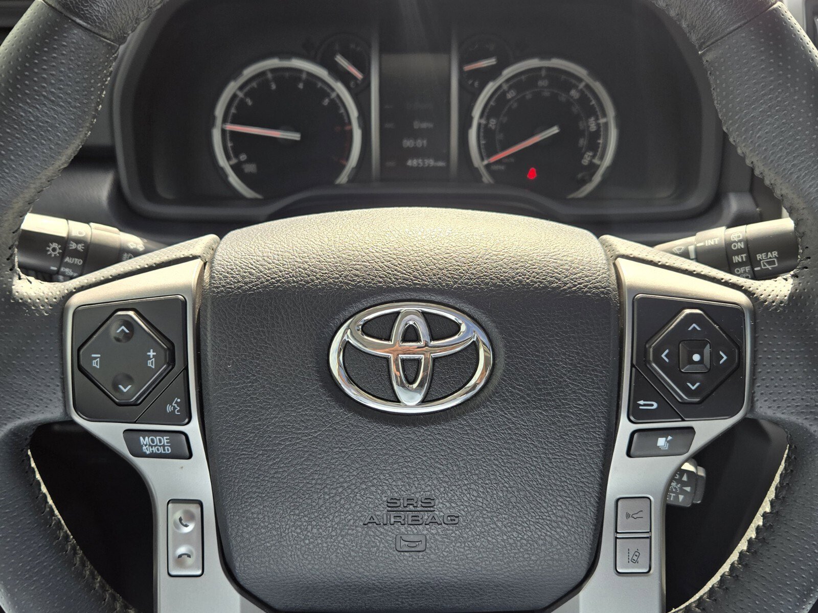 Used 2022 Toyota 4Runner Limited image 26