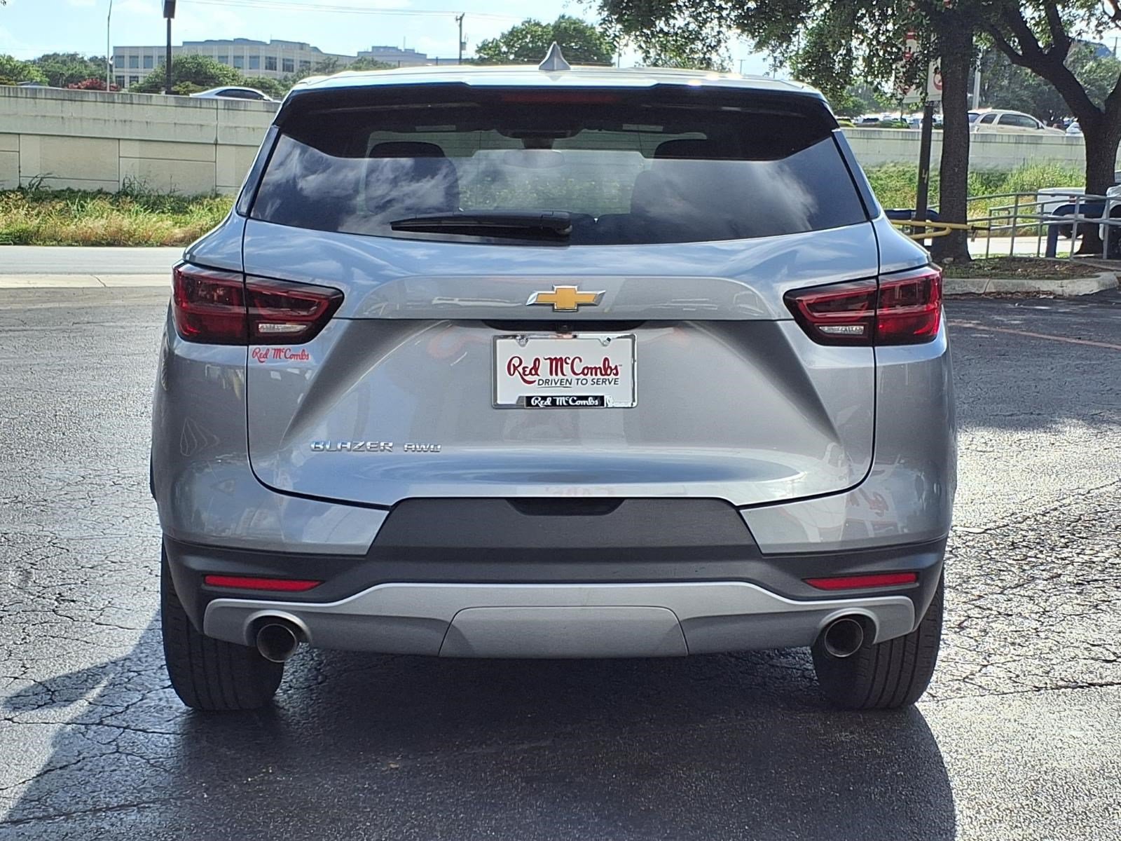 Used 2025 Chevrolet Blazer LT AWD/4WD image 7