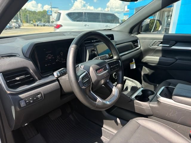 Used 2026 GMC Terrain Elevation w/ Elevation Premium Package AWD/4WD image 9