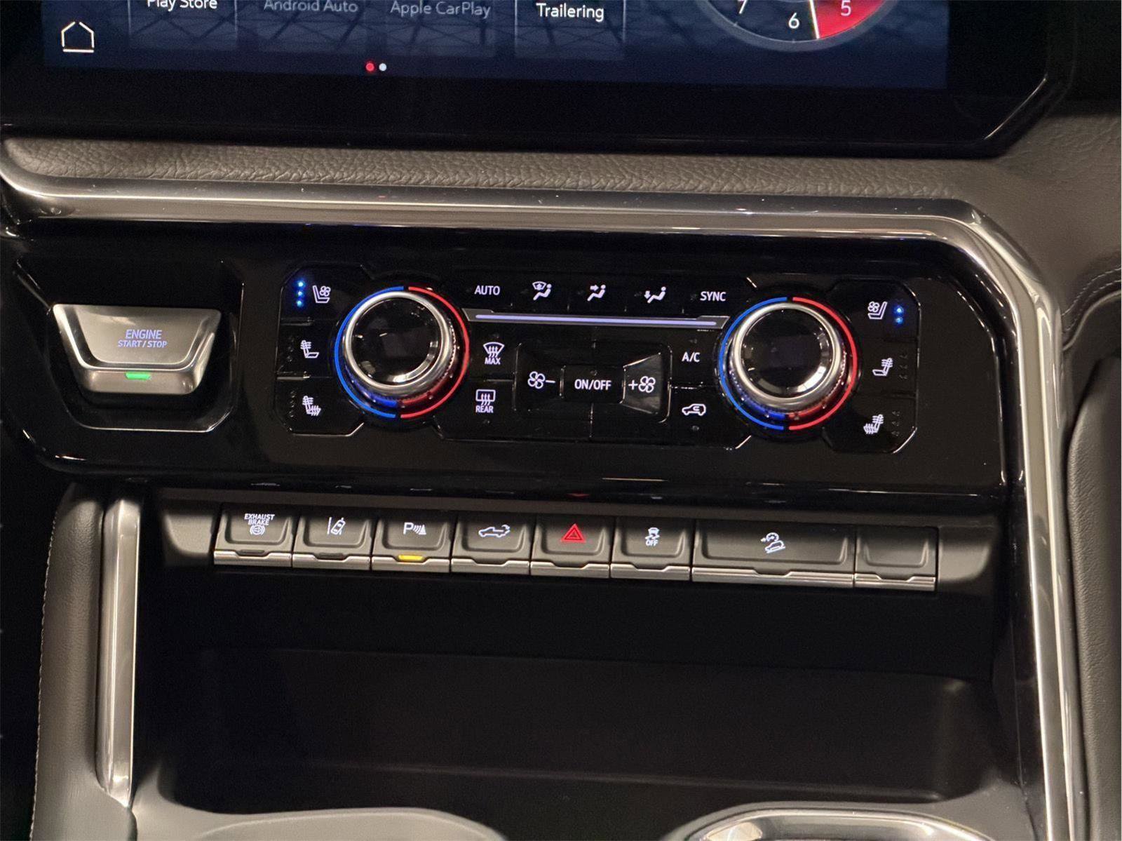 Certified 2025 GMC Sierra 3500 Denali w/ Denali Reserve Package image 43