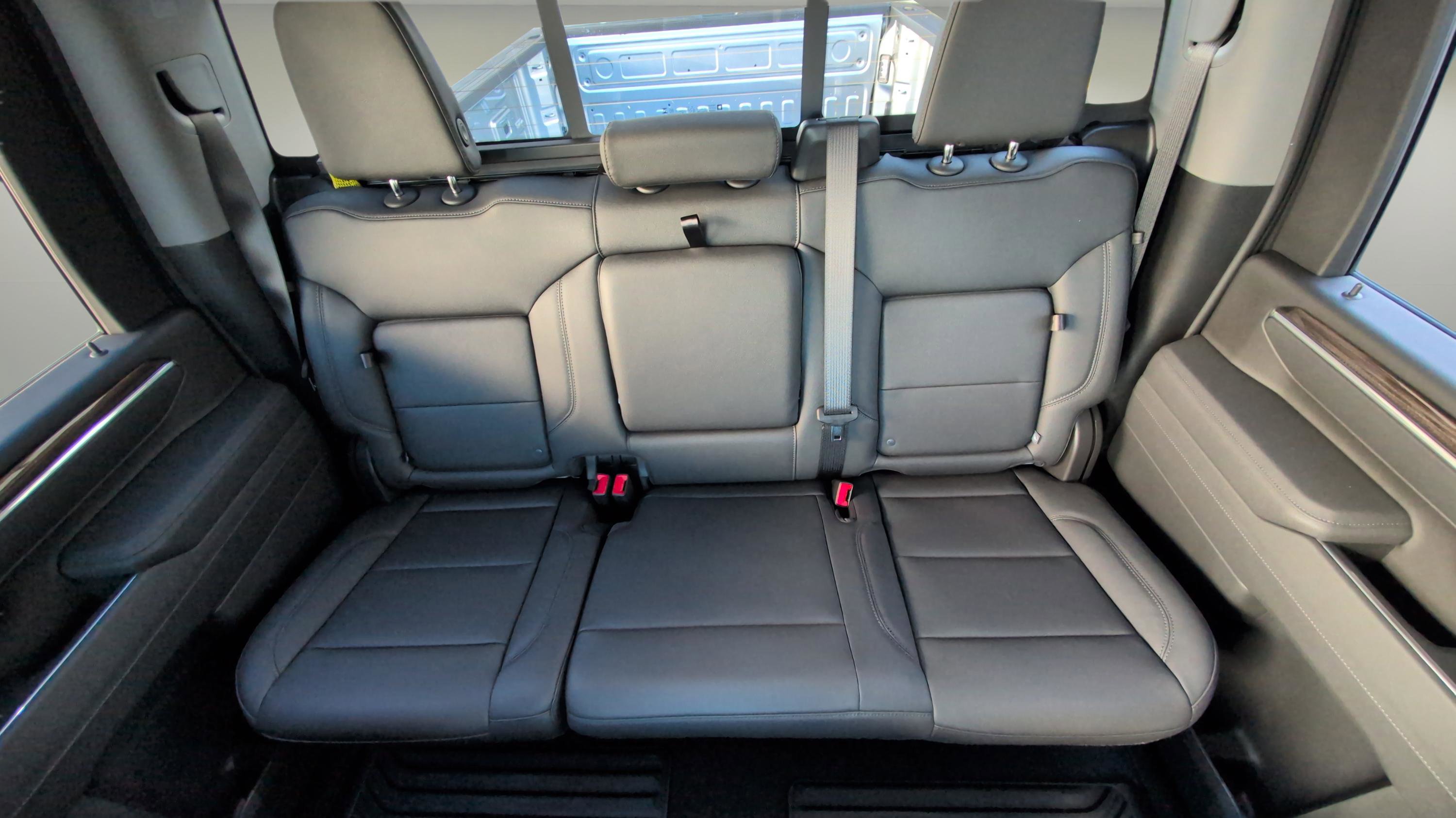 New 2026 Chevrolet Silverado 2500 LT w/ All Star Edition image 14