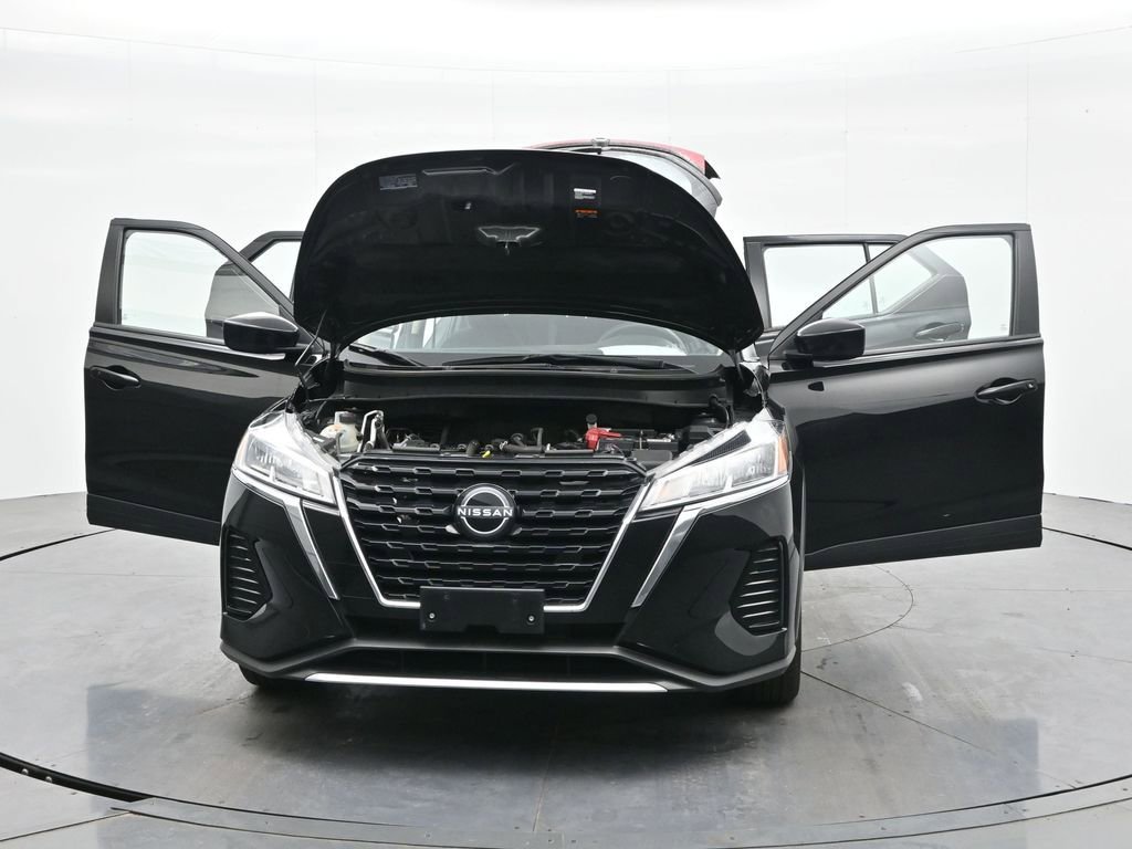 Used 2024 Nissan Kicks SV FWD image 40