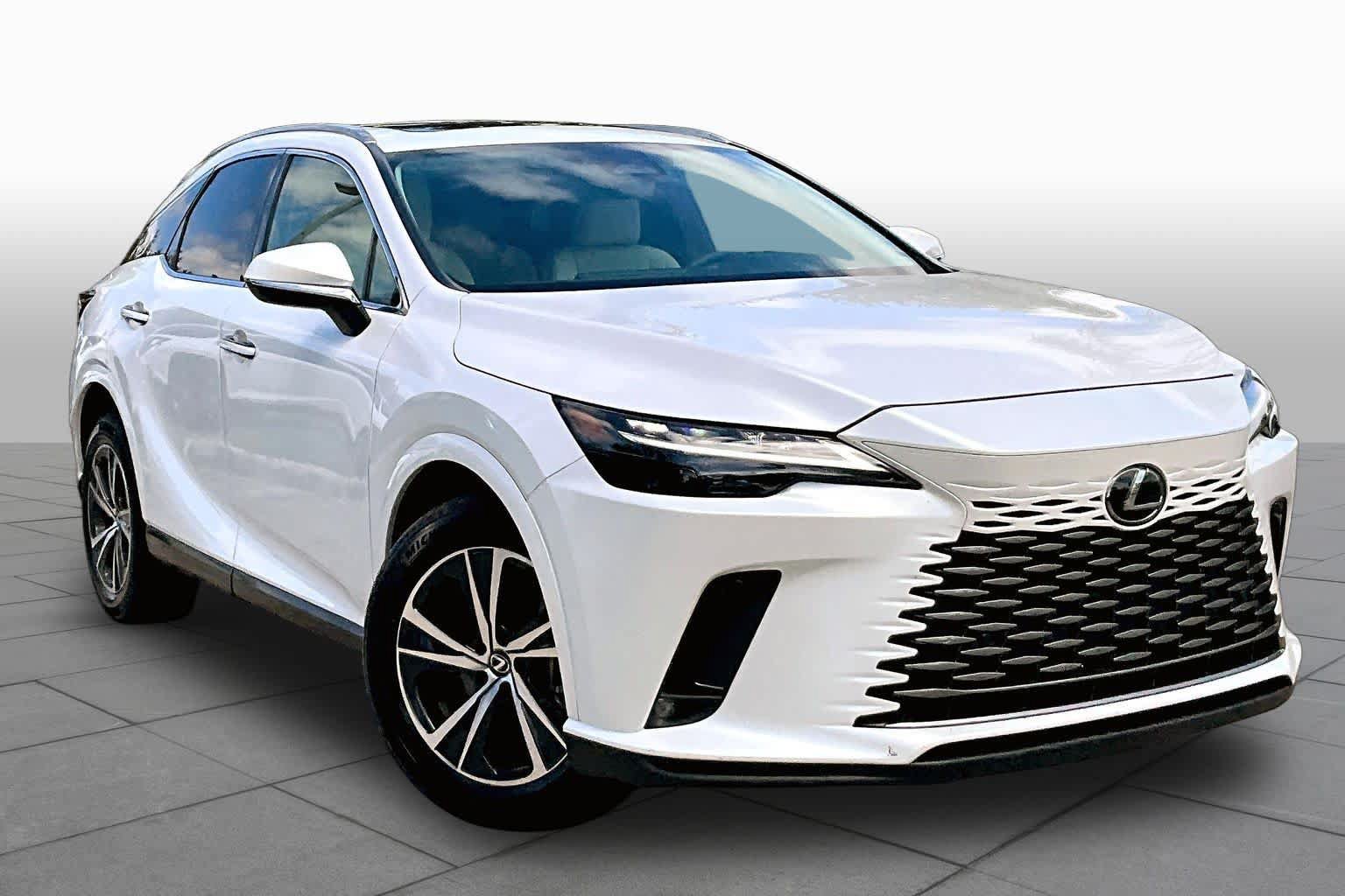 Used 2024 Lexus RX 350 Premium w/ Accessory Package (Z1) FWD image 3