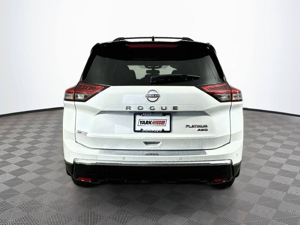 Certified 2026 Nissan Rogue Platinum w/ Platinum Premium Package AWD/4WD image 10