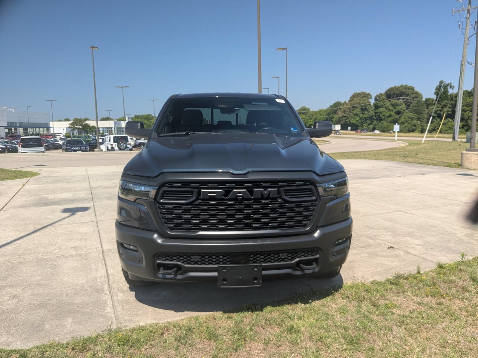 Used 2025 RAM 1500 Warlock AWD/4WD image 8