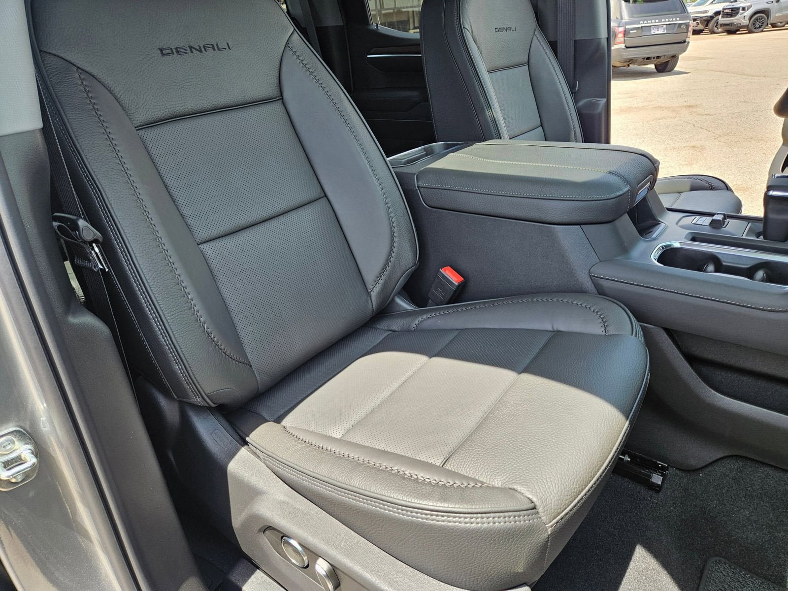 New 2026 GMC Sierra 1500 Denali AWD/4WD image 30