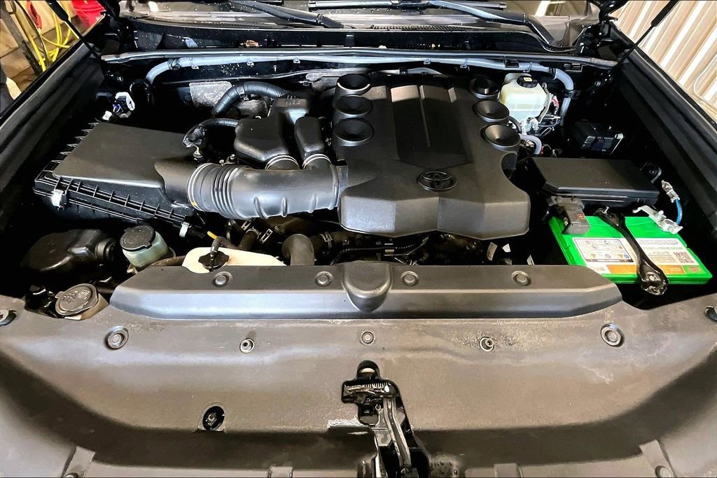 Used 2022 Toyota 4Runner SR5 Premium w/ Moonroof Package image 10