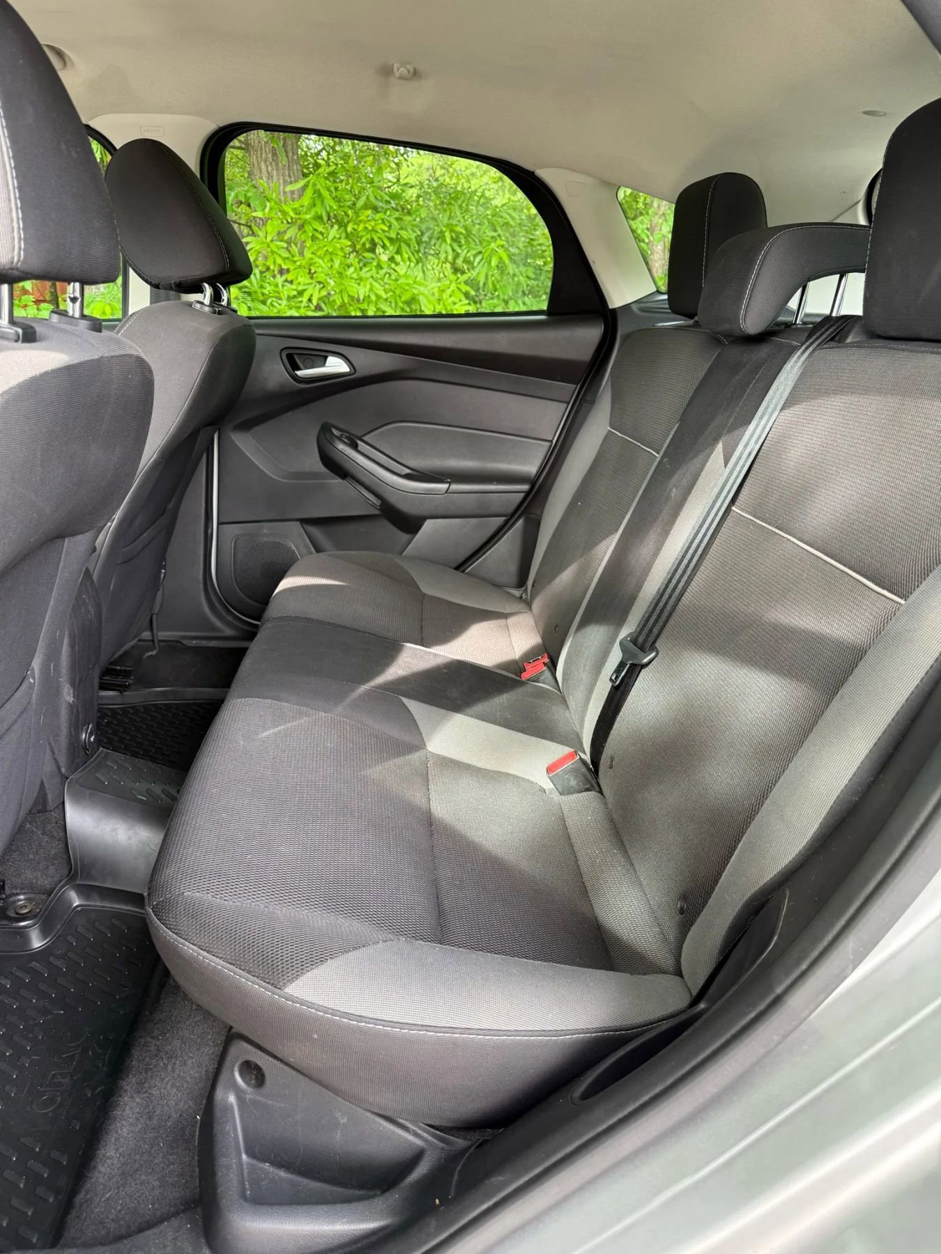 Used 2014 Ford Focus SE image 6