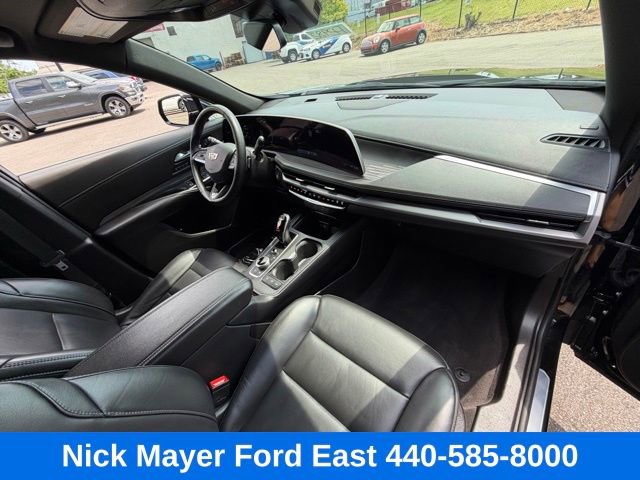 Used 2025 Cadillac XT4 Premium Luxury AWD/4WD image 27