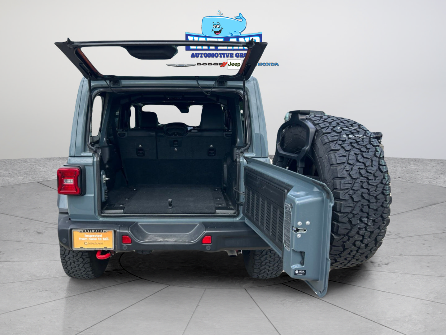 Used 2024 Jeep Wrangler Unlimited Rubicon AWD/4WD image 34