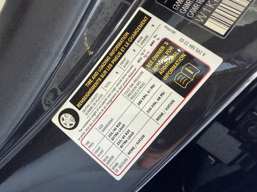 Used 2023 Mercedes-Benz EQE 500 4MATIC Sedan image 35