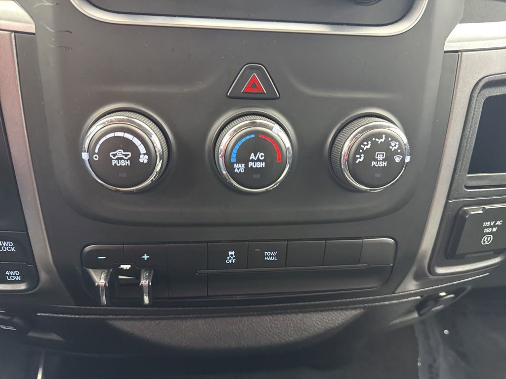 Used 2023 RAM 1500 Classic SLT image 19