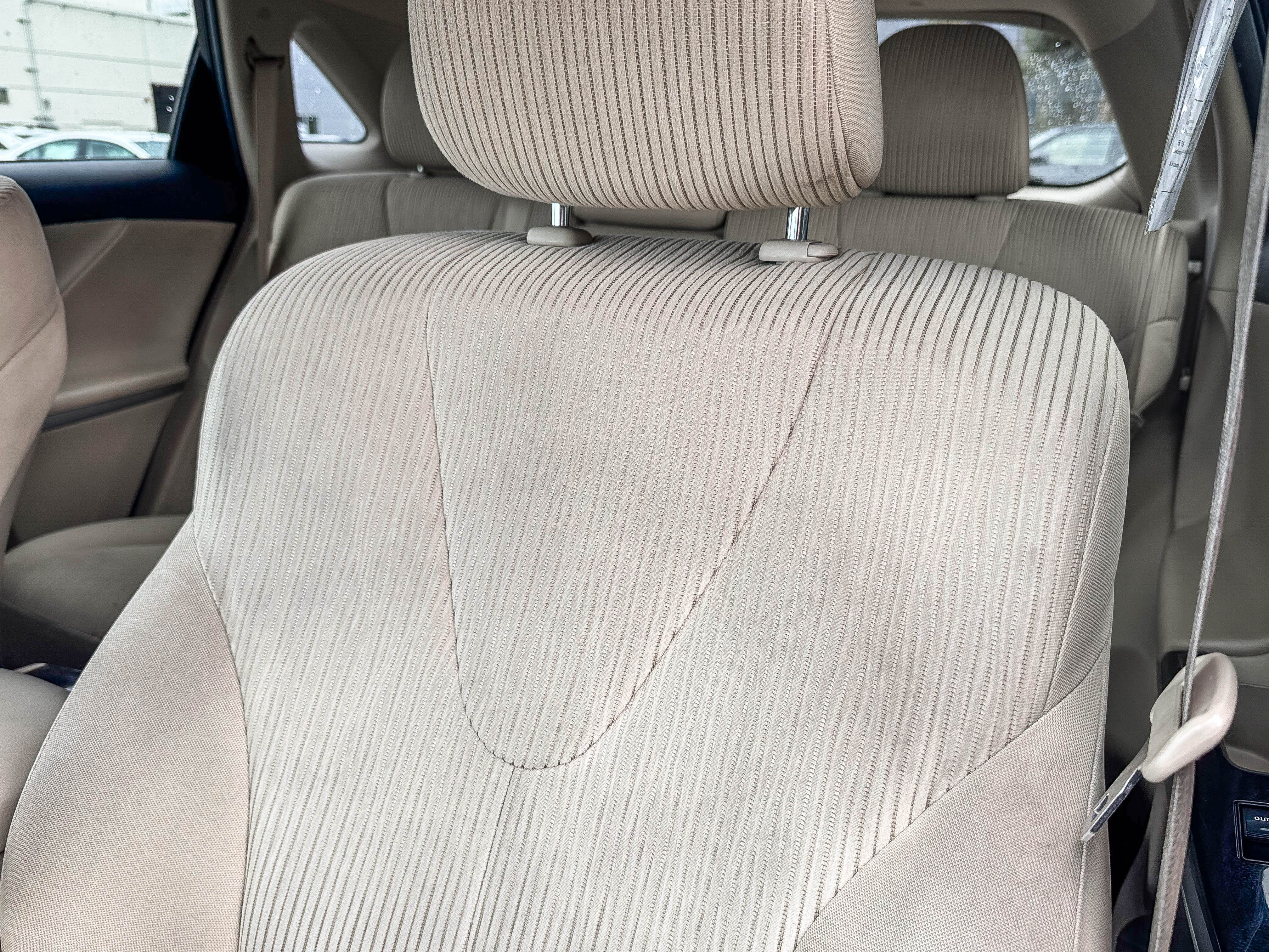 Used 2010 Toyota Venza FWD image 23